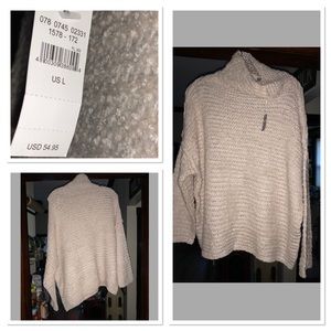 Aerie pullover turtleneck brand new cream color